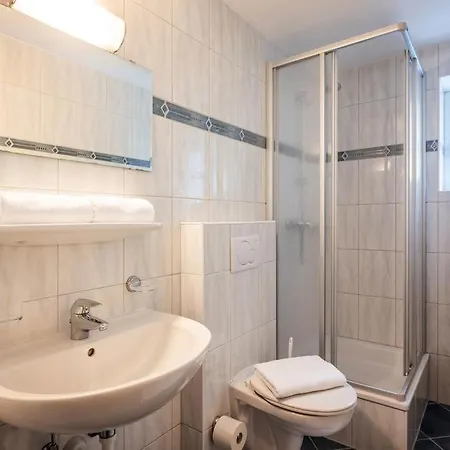 Laura Aparthotel
